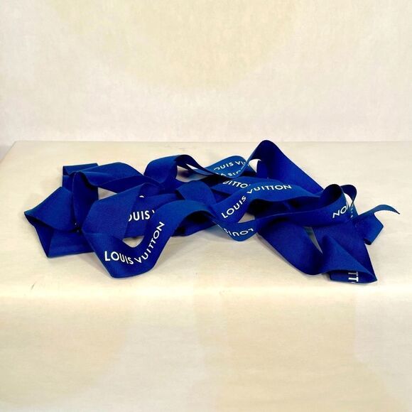 LOUIS VUITTON PERFUME BOX COMPLETE WITH PERFUME TUBE & BOX UNUSED GIFT CARD AND - Picture 11 of 11